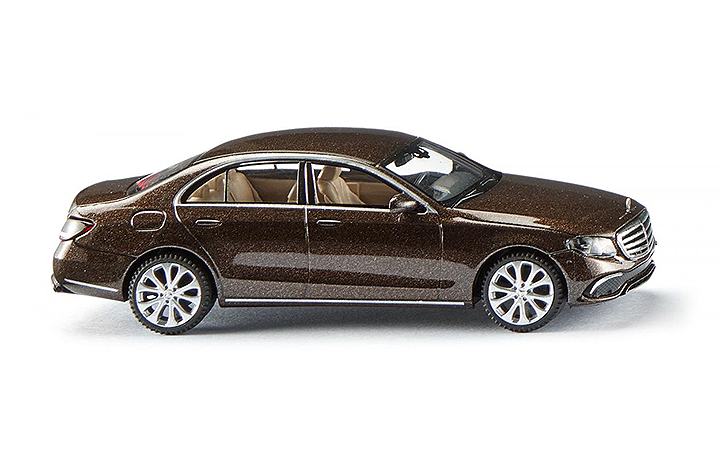 Wiking/B-LO 022703 MB E-class W 213 Exlusive brown