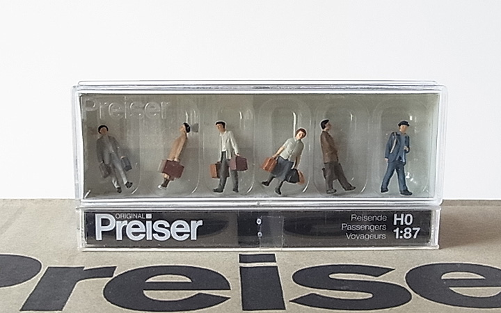 Preiser/プライザー 10408 HO 1/87 乗客 ： 木のおもちゃ がりと