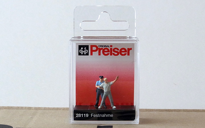 Preiser Preiser 28119 arrested  h0 1:87 